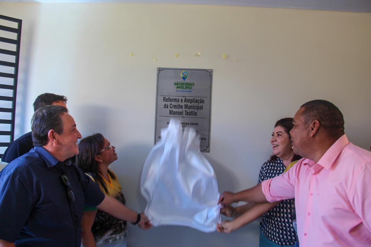 PREFEITURA DE GEORGINO AVELINO REINAUGURA A CRECHE MANOEL TEÓFILO