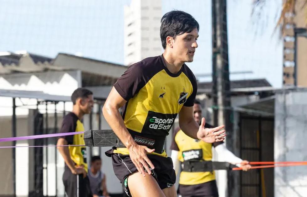 Recuperado, Matheus Anjos é novidade do ABC para encarar o Grêmio