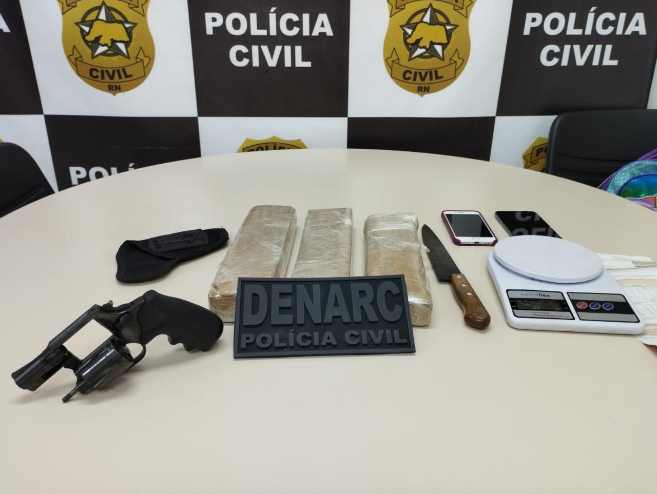 Suspeito de tráfico de drogas é preso em Natal