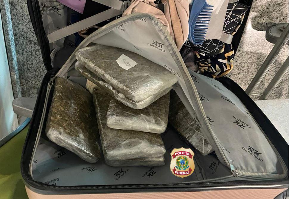 Confeiteira é presa ao desembarcar no Aeroporto de Natal com 3,5 kg de maconha
