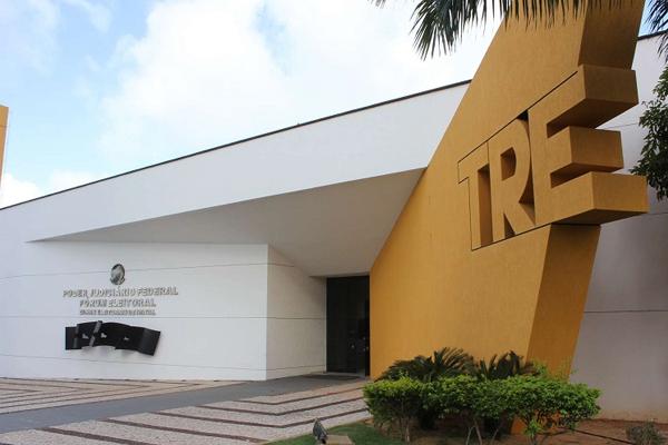 Eleitor pode se antecipar e regularizar título para votar em 2024; saiba