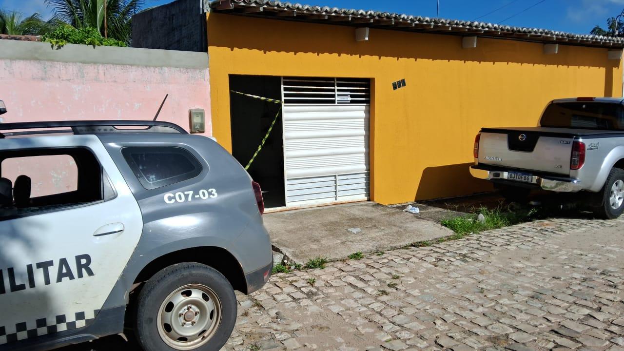 Homem é assassinado a tiros dentro de casa em Ceará-Mirim