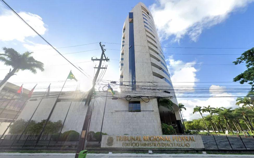 Justiça absolve desembargador aposentado que havia sido condenado por suposto esquema de negociação de sentenças no RN