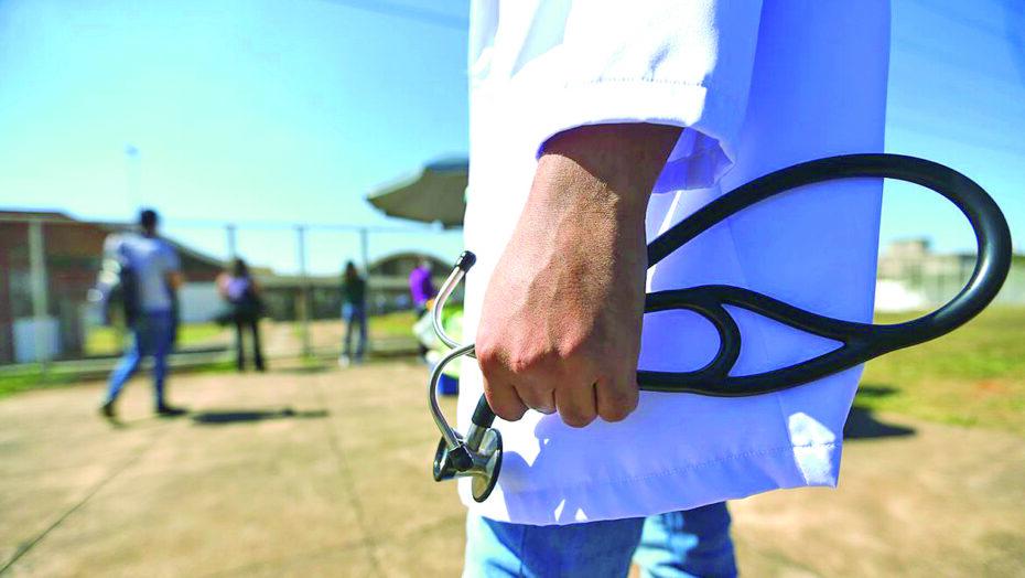Ministério da Saúde oferta 70 vagas do Mais Médicos para o RN; inscrições começam nesta sexta-feira 26