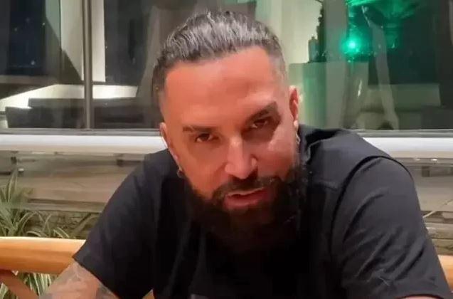 Cantor Latino revela que foi à falência por causa de vício