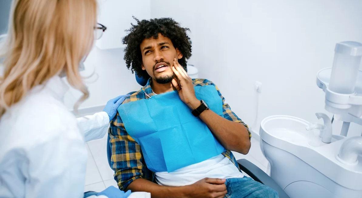 Dentista revela por que o inverno aumenta a sensibilidade nos dentes