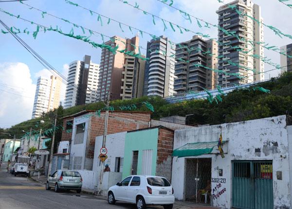 Número de domicílios salta 34% em 12 anos no Censo, número médio de morador por habitação recua
