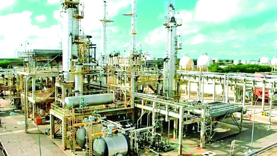 Refinaria Clara Camarão aumenta combustíveis após privatização ser concluída