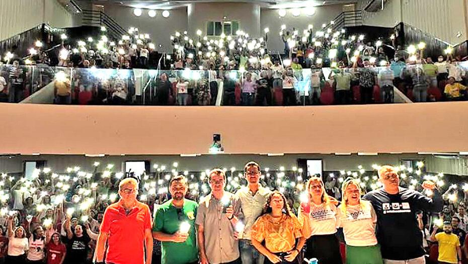 Servidores de Mossoró aprovam greve geral contra projeto que muda estatuto do funcionalismo