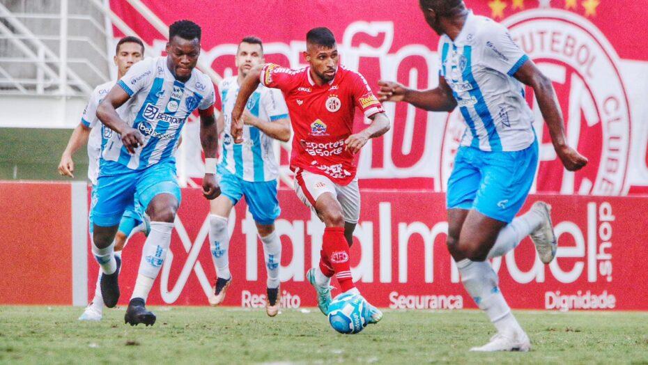 América cede empate contra Paysandu, mas mantém sequência invicta