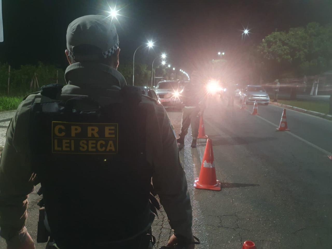 LEI SECA/CPRE REALIZA A PRISÃO DE TRÊS CONDUTORES PELO CRIME DE EMBRIAGUEZ AO VOLANTE DURANTE BLITZ NA ZONA SUL DE NATAL