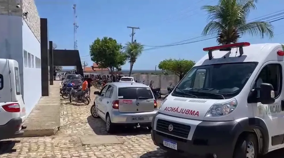 Pendências Gás amônia vaza em empresa no interior do RN e dezenas de funcionários são levados para hospital