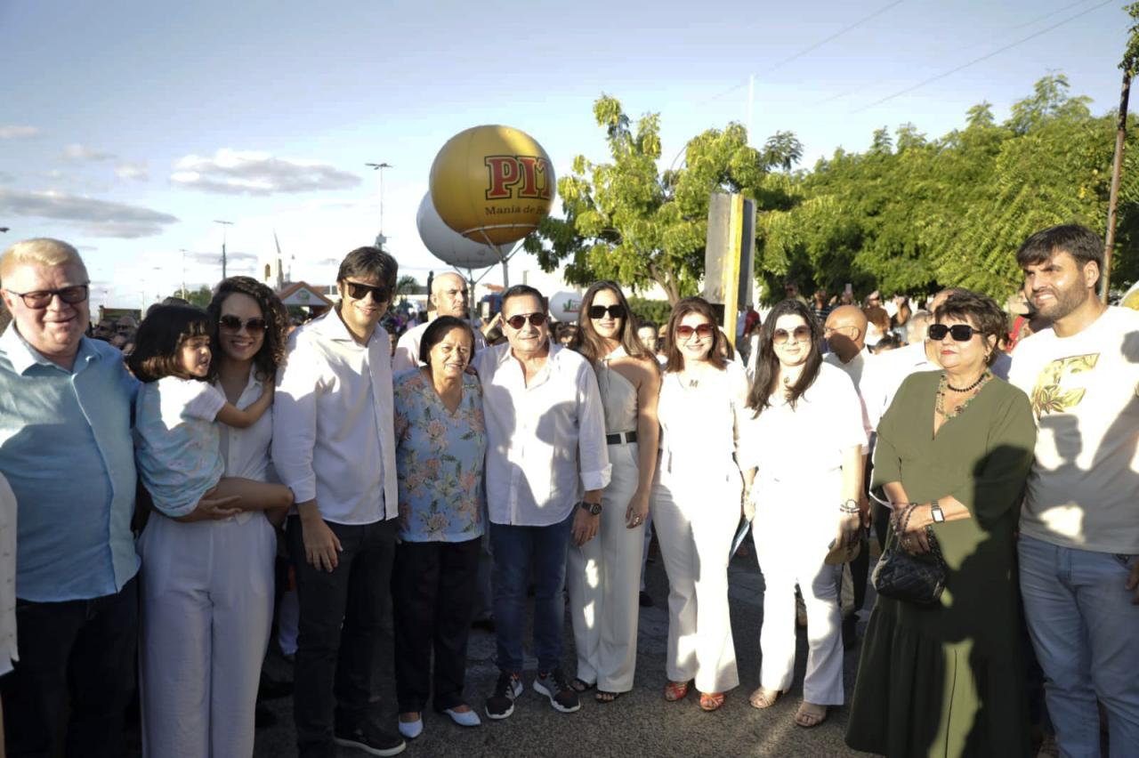 Procissão de Sant’Ana em Currais Novos reúne centenas de devotos