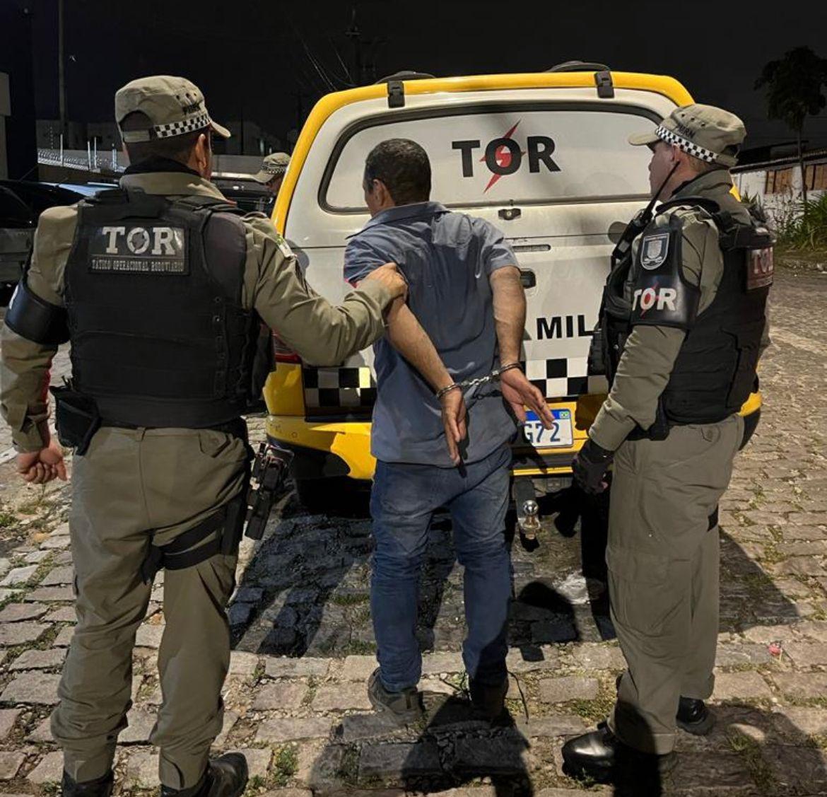 BATALHÃO RODOVIÁRIO/CPRE CAPTURA O 90° FORAGIDO DA JUSTIÇA EM NATAL SOMENTE NESTE ANO