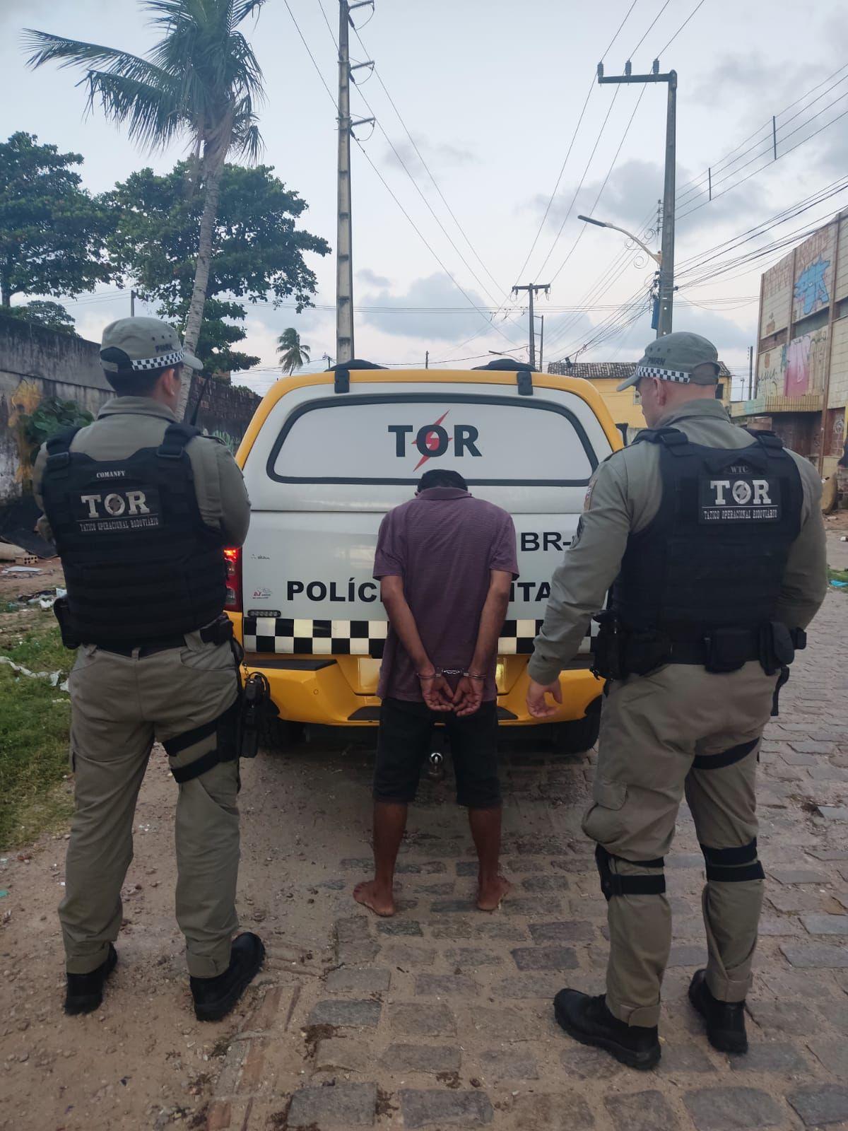 BATALHÃO RODOVIÁRIO/CPRE CONTINUA INTENSIFICANDO A FISCALIZAÇÃO E CAPTURA MAIS UM FORAGIDO DA JUSTIÇA NA ZONA LESTE DE NATAL