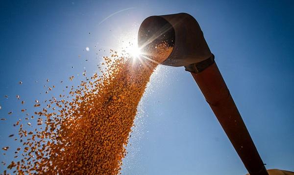 Commodities mais caras reduzem deflação no atacado