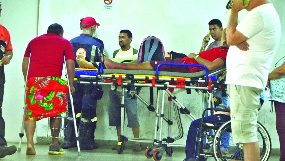 Hospital Walfredo Gurgel continua com corredores cheios mesmo após decisão judicial