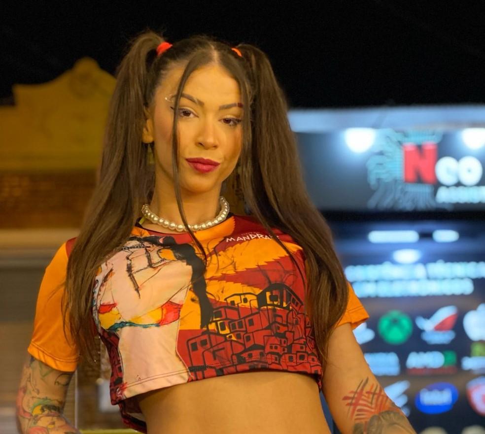 MC Pipokinha se envolve em nova polêmica ao mencionar igreja em música; entenda