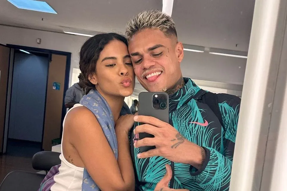 Bella Campos e MC Cabelinho reataram o namoro? Atriz responde rumores