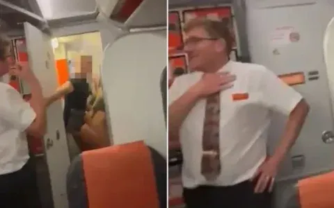 Comissário flagra casal fazendo sexo em banheiro de avião