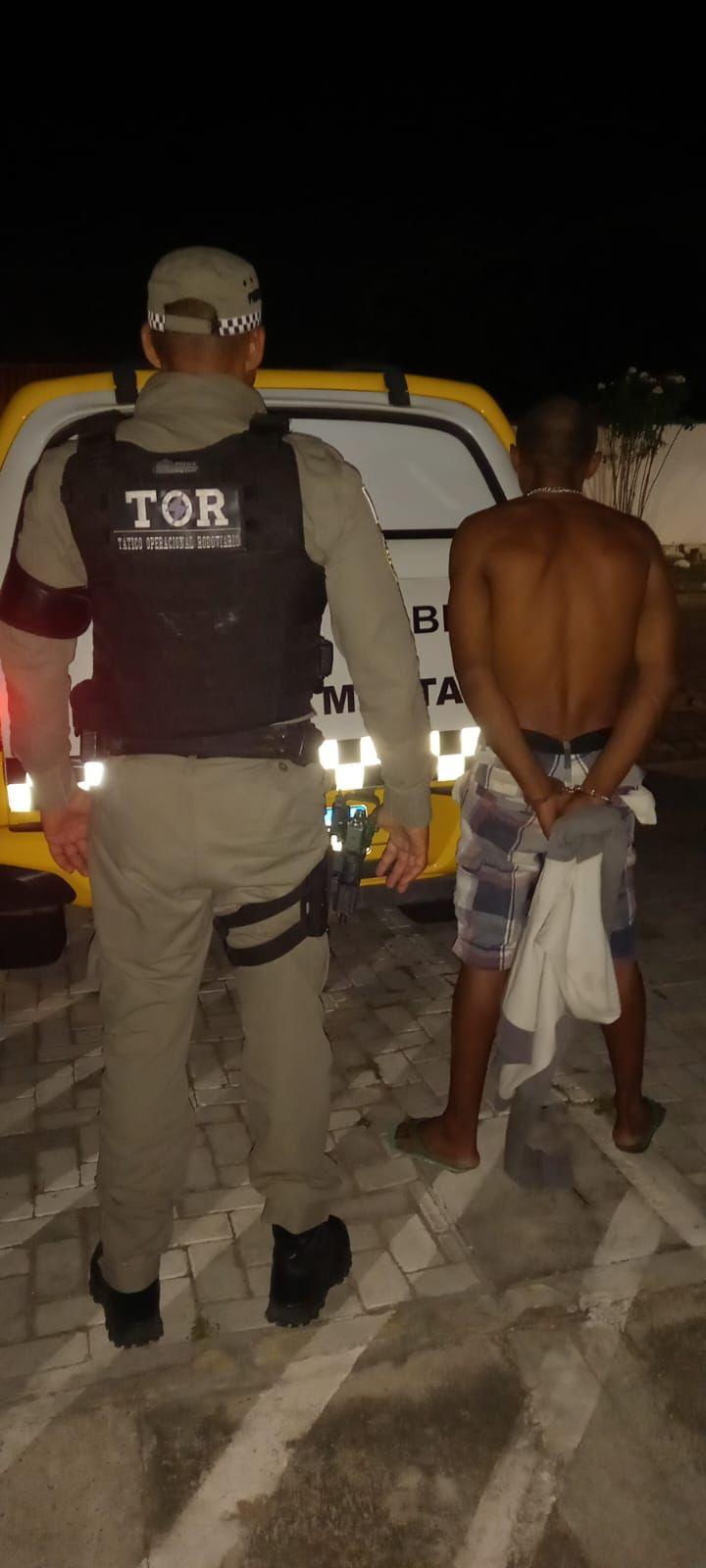 CPRE CAPTURA ASSALTANTE FORAGIDO DA JUSTIÇA NO BAIRRO DE LAGOA NOVA