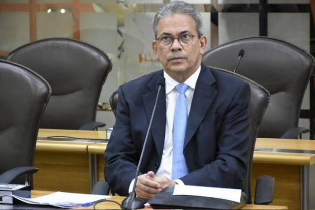 Deputado Hermano Morais é internado após sofrer aneurisma