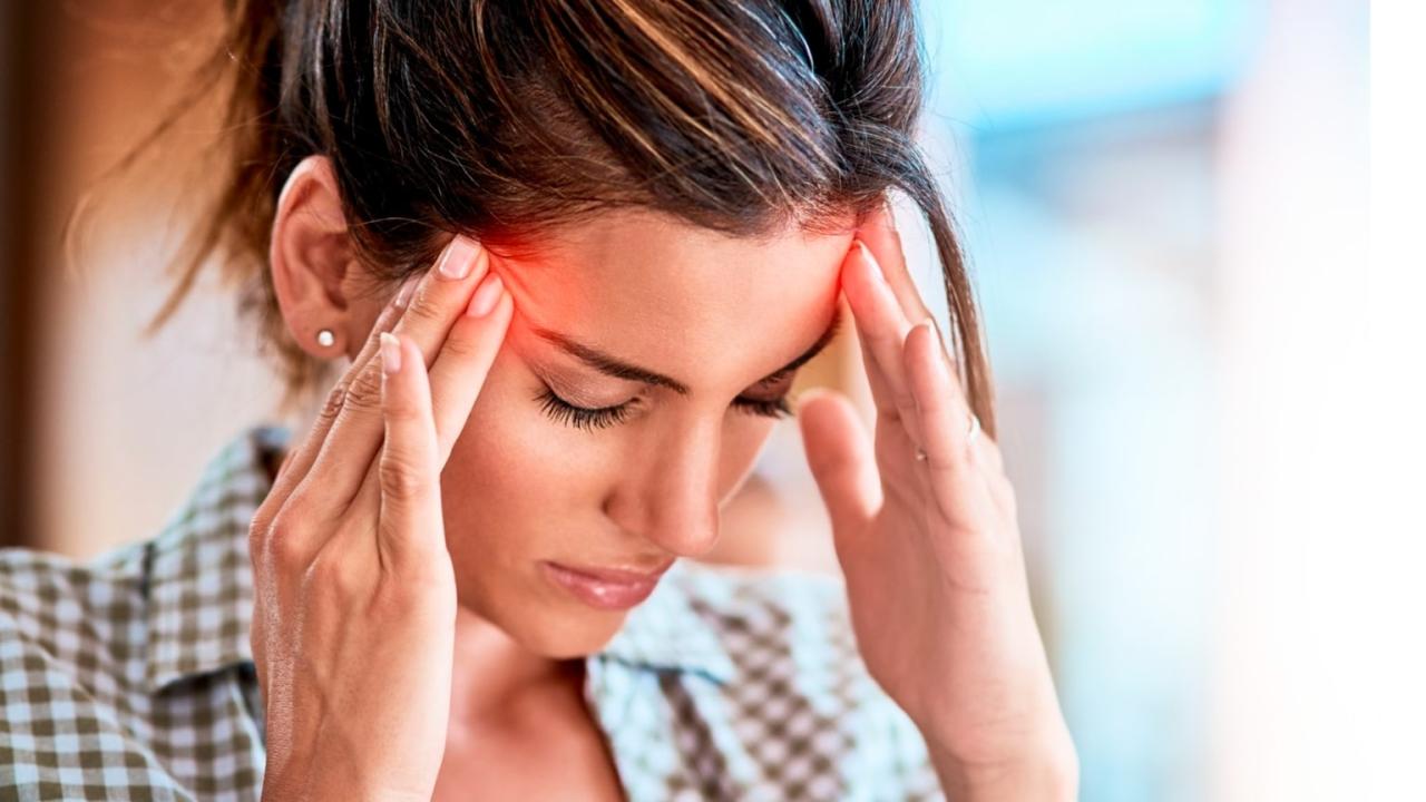 Dor de cabeça é coisa séria: 4 situações que pedem uma consulta médica