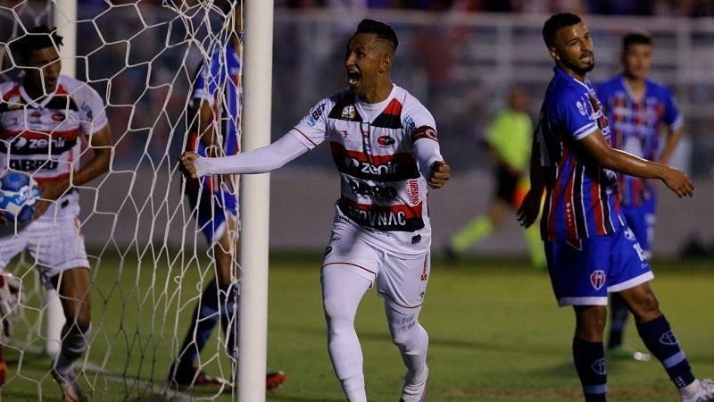 Em noite histórica, Ferroviário conquista o acesso mais justo do futebol brasileiro em 2023