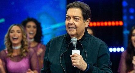 Faustão apresenta 'boa recuperação' e 'sem sinais de rejeição a coração', diz boletim