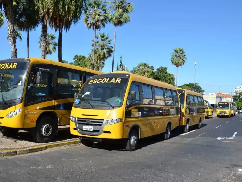 Governo anuncia reajuste de 16% para transporte escolar