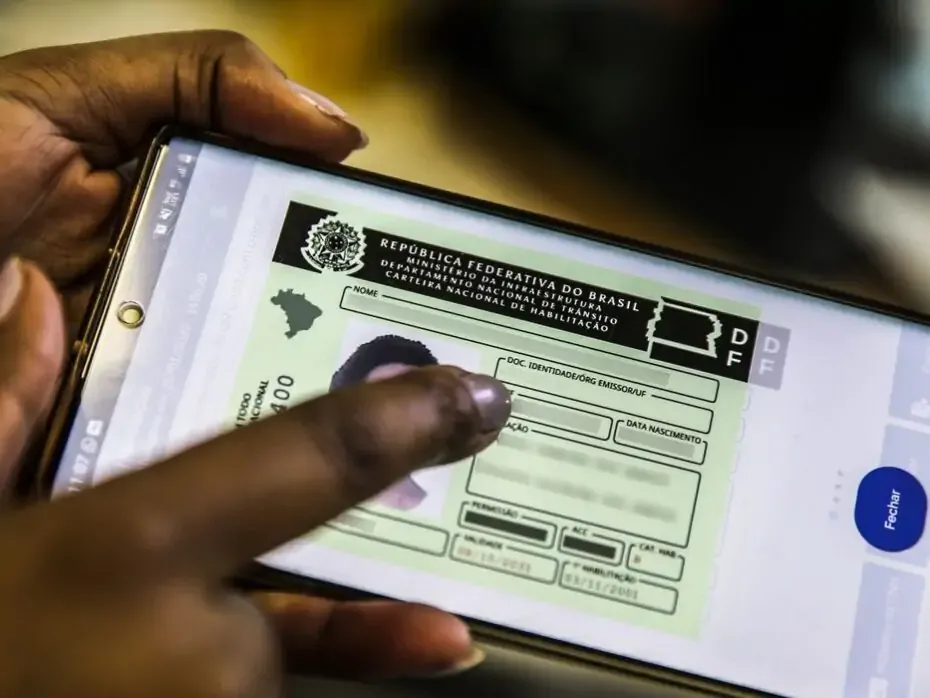 Governo do RN vai pagar carteira de habilitação para 1 mil potiguares de baixa renda; veja as regras e saiba como concorrer