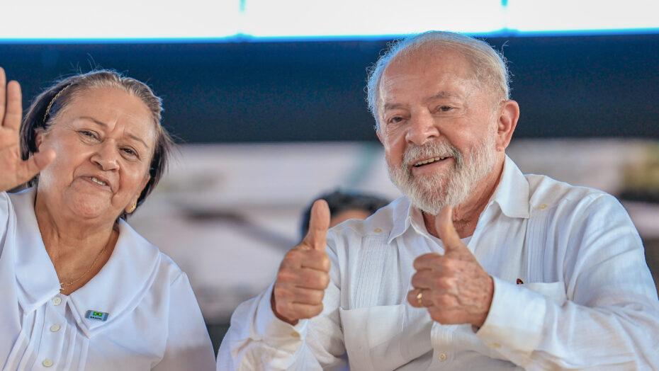 Lula garante a prefeitos que não haverá queda no repasse do FPM: “No mínimo igual”