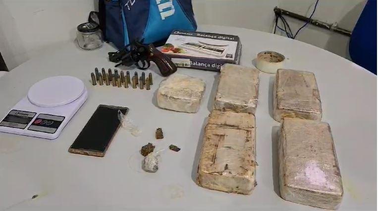Polícia Civil prende mulher por tráfico de drogas e posse ilegal de arma de fogo em Mossoró