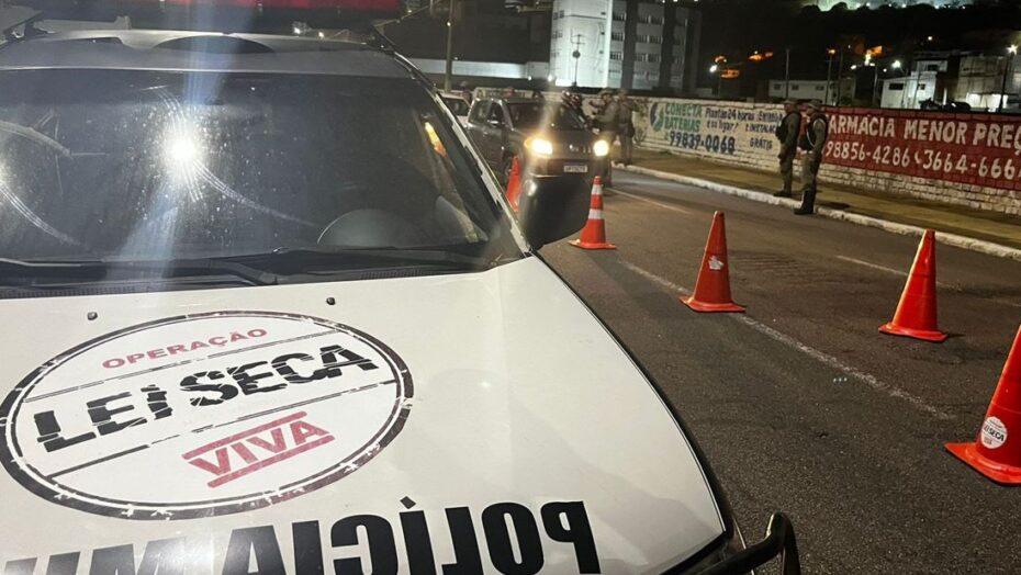 Homem é preso por embriaguez durante blitz na Praia do Meio