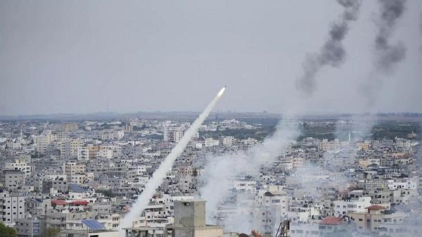 Israel retoma do Hamas o controle de cidades atacadas