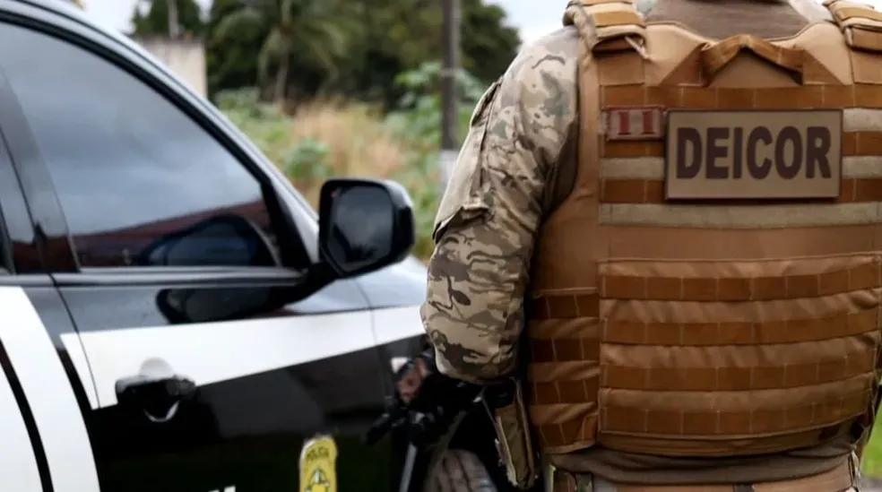 Policial penal é preso em Natal suspeito de vazar informações e operações para facção criminosa