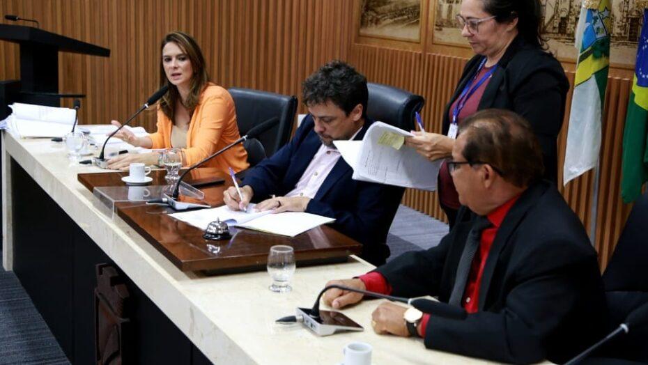 Comissão da Câmara convida secretarias para discutir obras de CMEI’s paralisadas