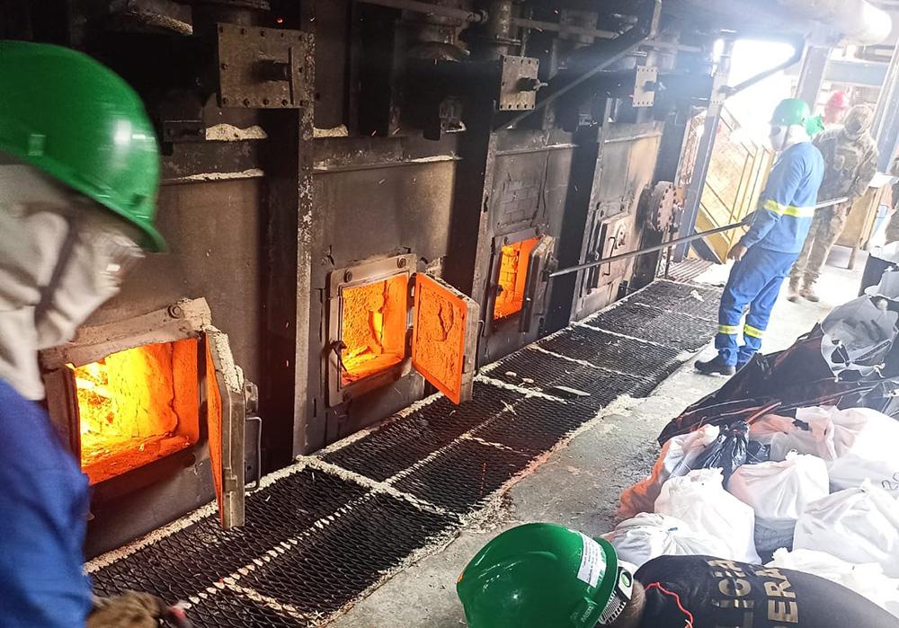 EM AREZ, POLÍCIA FEDERAL INCINERA 440 KG DE DROGAS APREENDIDAS NO RN