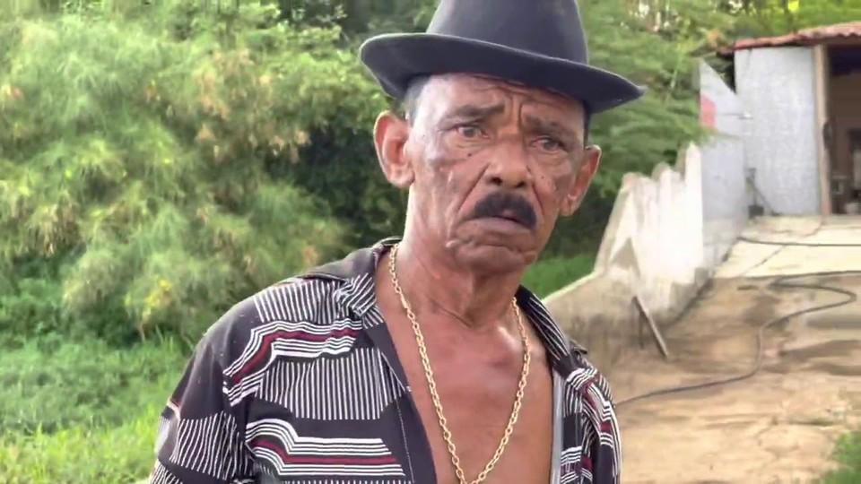 Humorista Tiringa é preso por dirigir embriaagado e causar acidente no sertão de Pernambuco