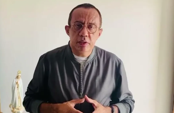 Padre suspeito de desviar R$ 140 milhões de hospital teria fraudado compra de 38 monitores na pandemia