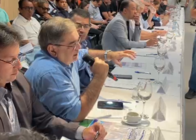 VÍDEO: Prefeito Álvaro Dias denuncia que cartões do SUS são fraudados em Natal