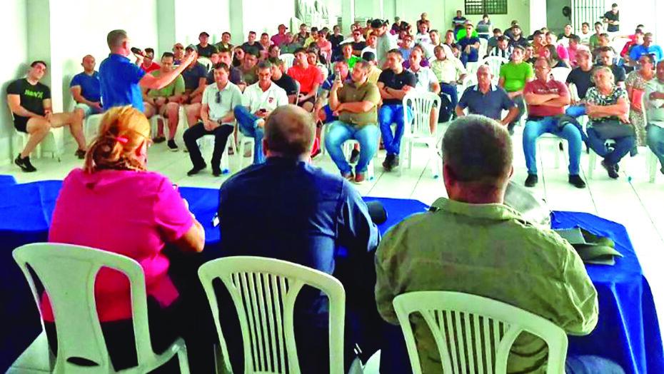 PMs e bombeiros se reúnem hoje com governo e cobram nova regra para promoções