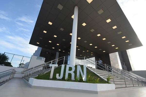 Homem que descumpriu medidas protetivas e tentou abordar ex-companheira armado tem condenação mantida no RN