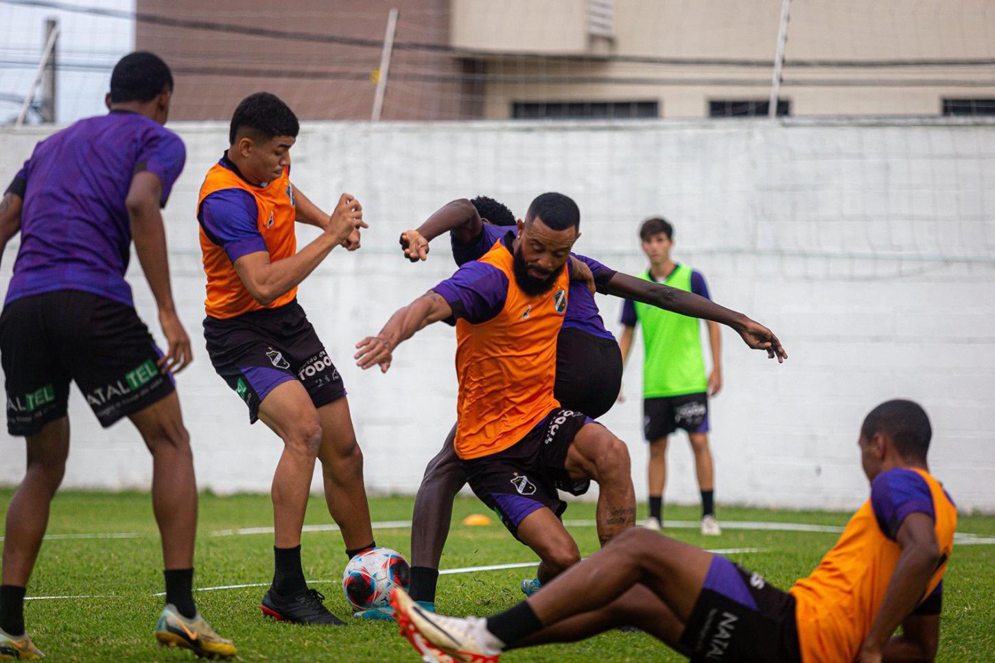 Líder, ABC volta a jogar em casa e enfrenta o Baraúnas