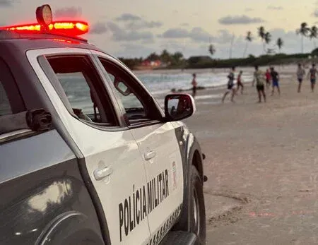 Operação Verão da PM conta com reforço diário de 800 policiais no litoral potiguar