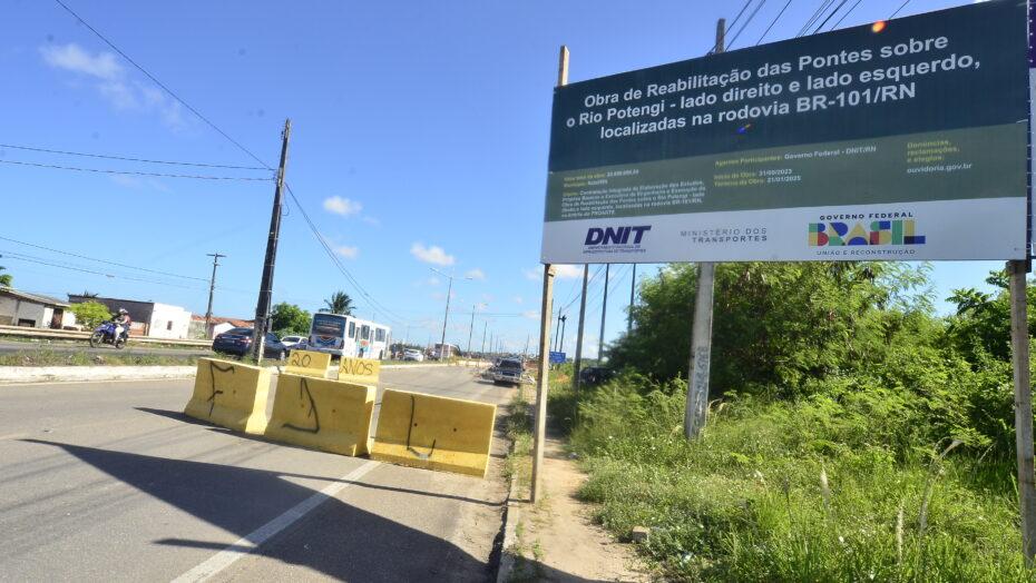 Ponte de Igapó: “Não está nem na metade. Pode colocar 2025 ou 2026 para terminar”, dizem moradores sobre obra