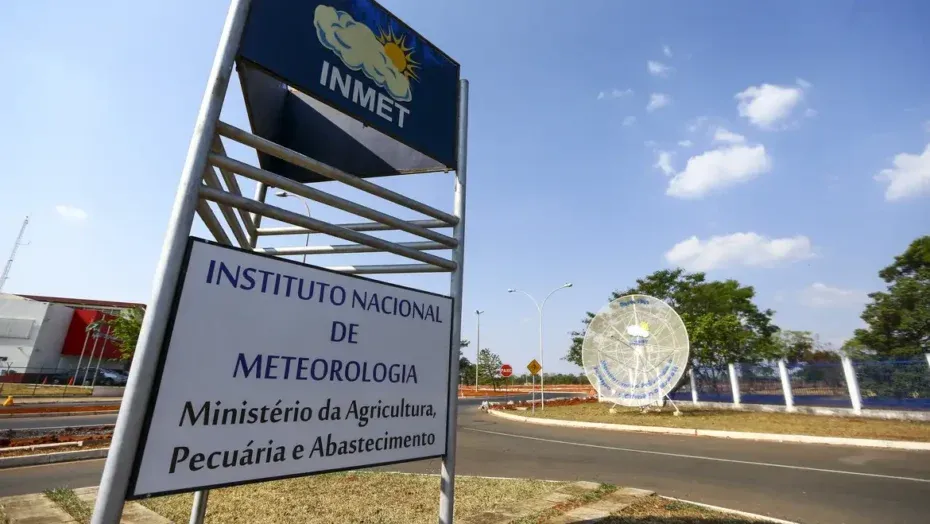 Inmet: temperaturas altas e chuvas marcam terça de carnaval
