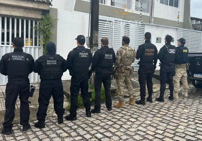 Operação prende membro de facção em casa de luxo na zona Sul de Natal