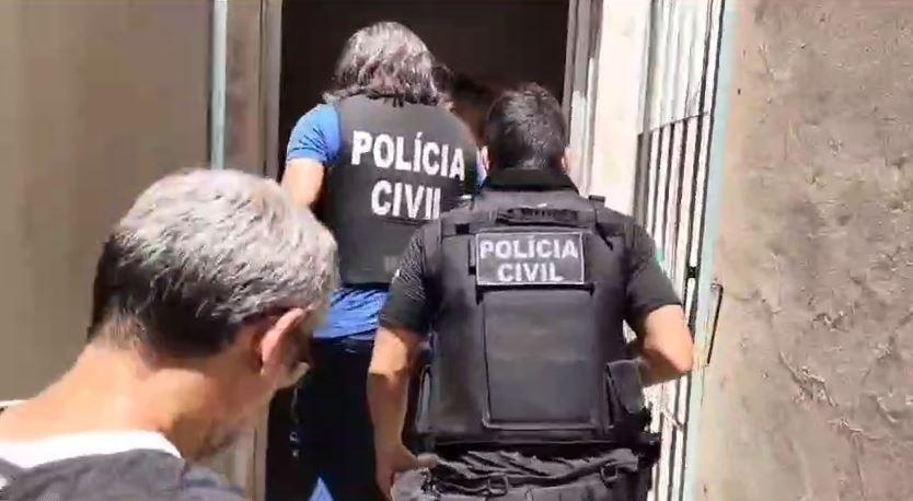 Polícia Civil prende homem por estuprar criança e adolescente em Touros