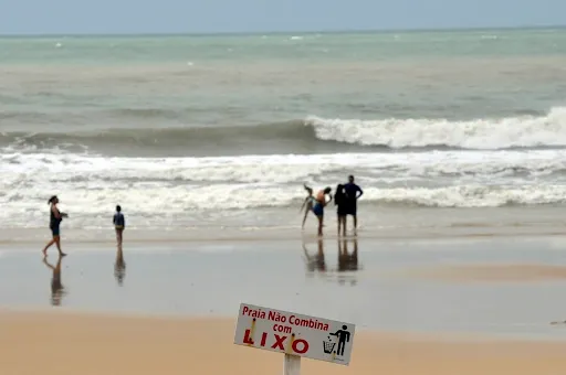 Câmara aprova projeto que cria Programa Poluição Zero nas praias de Natal